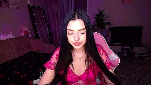   Malika   online show from 11/13/25, 03:55