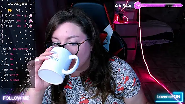 Snapshot of alexa_sweetyy chatting on 09/11/25, 08:20 alexa sweetyy online show from 09/11/25, 08:20