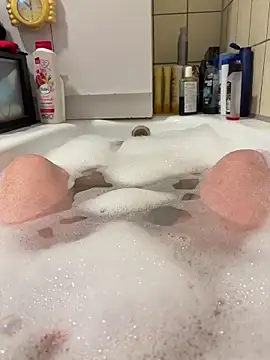 David19932908 online show from 12/02/25, 12:43