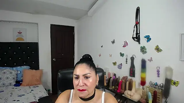 mature bigboobs10 online show from 04/18/26, 03:54