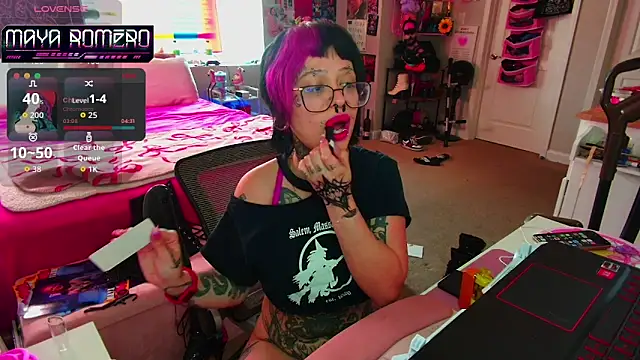 MissRomero online show from 03/21/26, 06:33