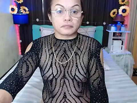 UrAsianPrincessDanie online show from 02/17/26, 07:20