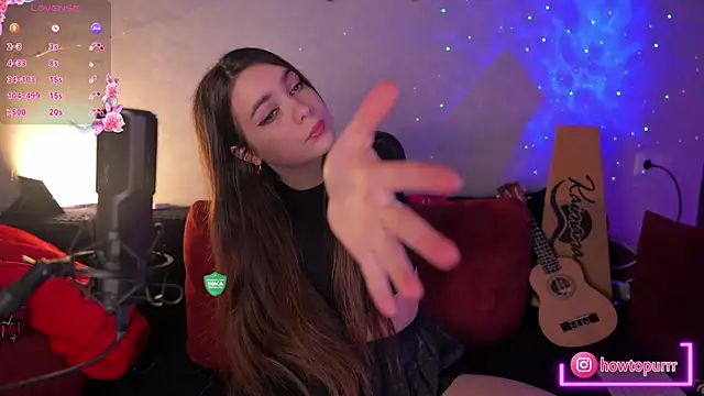 Snapshot of How2Meow chatting on 03/09/25, 06:11 How2Meow online show from 03/09/25, 06:11