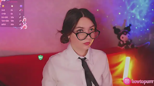 Snapshot of How2Meow chatting on 10/10/25, 05:01 How2Meow online show from 10/10/25, 05:01