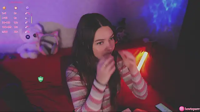 Snapshot of How2Meow chatting on 10/20/25, 05:24 How2Meow online show from 10/20/25, 05:24