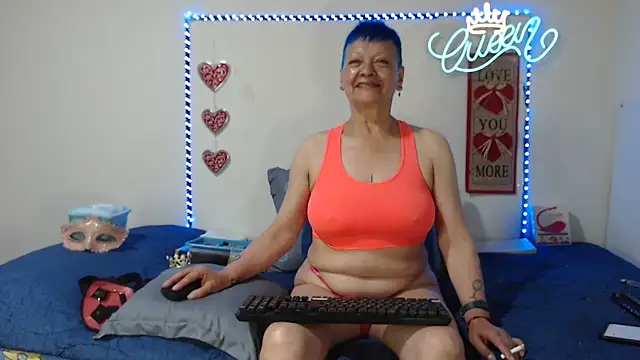 loquitaqueen011 online show from 04/09/26, 02:22