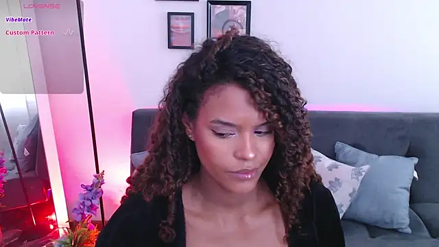 Snapshot of Amelia_bss chatting on 01/20/25, 07:57 Amelia bss online show from 01/20/25, 07:57