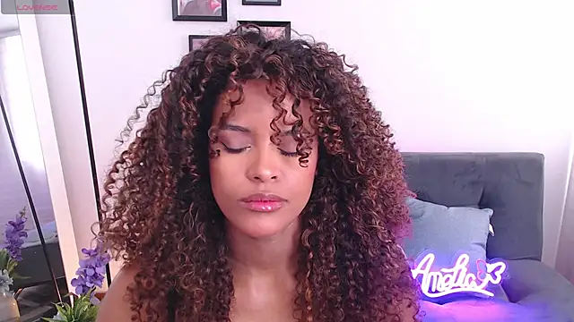 Snapshot of Amelia_bss chatting on 01/21/25, 01:54 Amelia bss online show from 01/21/25, 01:54