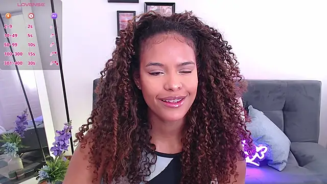 Snapshot of Amelia_bss chatting on 01/23/25, 02:07 Amelia bss online show from 01/23/25, 02:07