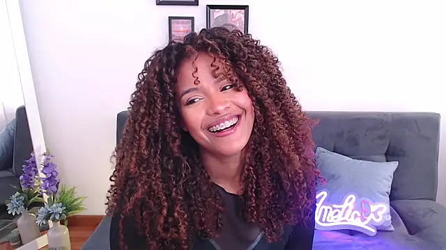 Snapshot of Amelia_bss chatting on 02/06/25, 01:43 Amelia bss online show from 02/06/25, 01:43