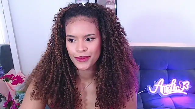 Snapshot of Amelia_bss chatting on 02/14/25, 04:41 Amelia bss online show from 02/14/25, 04:41