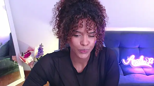 Snapshot of Amelia_bss chatting on 02/20/25, 01:51 Amelia bss online show from 02/20/25, 01:51