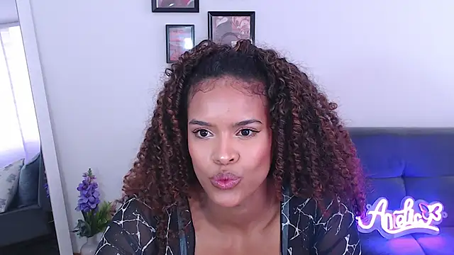 Snapshot of Amelia_bss chatting on 03/01/25, 04:33 Amelia bss online show from 03/01/25, 04:33