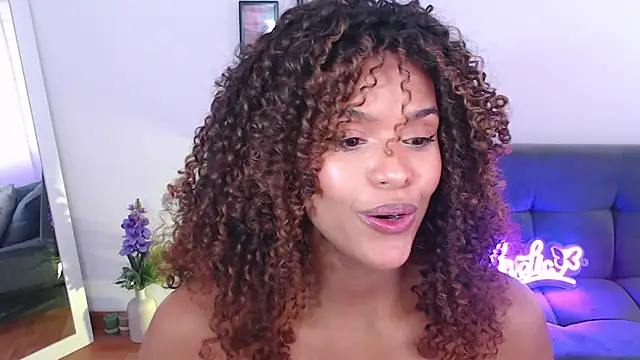 Snapshot of Amelia_bss chatting on 03/03/25, 05:07 Amelia bss online show from 03/03/25, 05:07