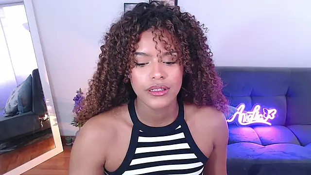 Snapshot of Amelia_bss chatting on 03/06/25, 01:46 Amelia bss online show from 03/06/25, 01:46