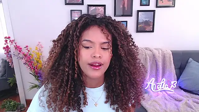 Snapshot of Amelia_bss chatting on 03/17/25, 02:01 Amelia bss online show from 03/17/25, 02:01