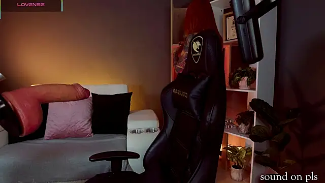 RedJasmine  online show from 03/10/25, 06:23