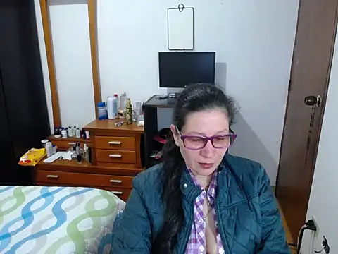 latin49 online show from 09/16/25, 03:29