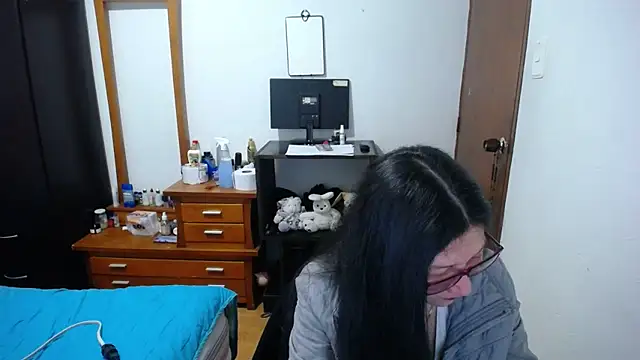 latin49 online show from 10/11/25, 04:55