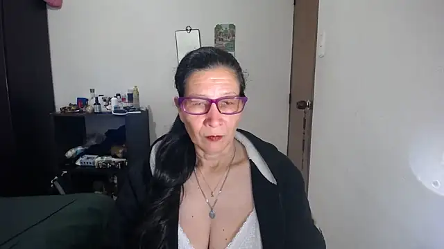 latin49 online show from 02/11/26, 03:00