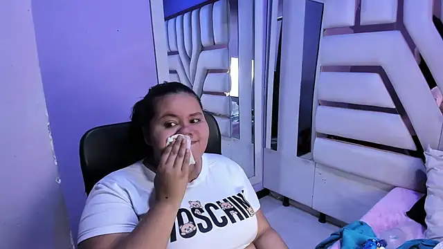 ValenTitis online show from 11/29/25, 08:56