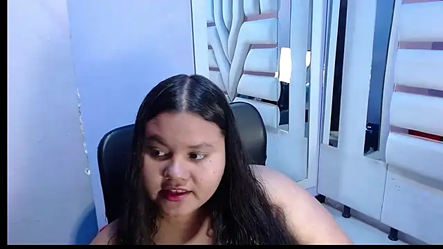 ValenTitis online show from 12/17/25, 09:10