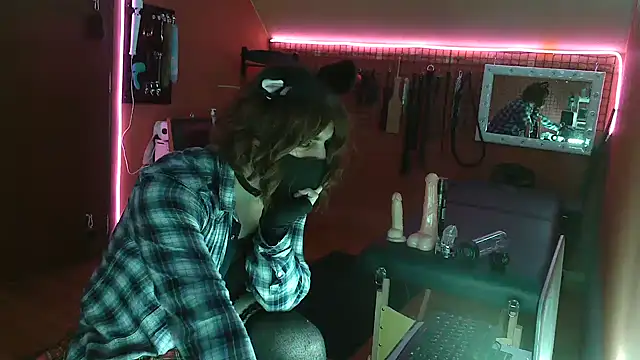 Snapshot of Ginny-the-bdsm-nympho chatting on 12/08/24, 06:17 Ginny-the-bdsm-nympho online show from 12/08/24, 06:17