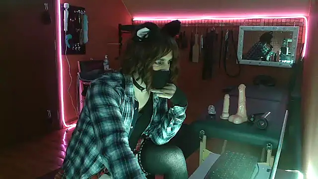 Snapshot of Ginny-the-bdsm-nympho chatting on 12/29/24, 05:12 Ginny-the-bdsm-nympho online show from 12/29/24, 05:12