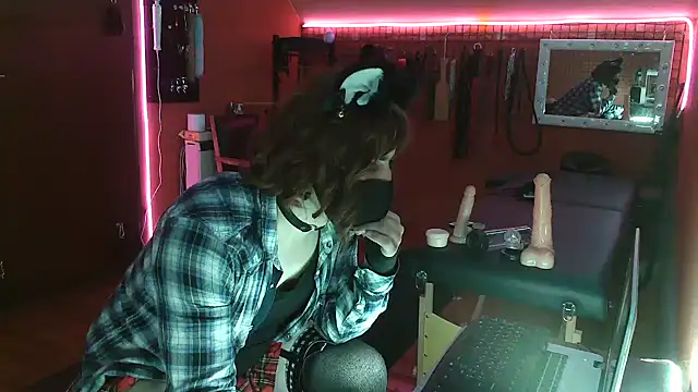 Snapshot of Ginny-the-bdsm-nympho chatting on 02/27/25, 05:47 Ginny-the-bdsm-nympho online show from 02/27/25, 05:47