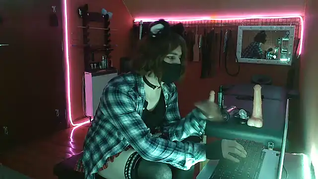 Snapshot of Ginny-the-bdsm-nympho chatting on 03/09/25, 06:00 Ginny-the-bdsm-nympho online show from 03/09/25, 06:00