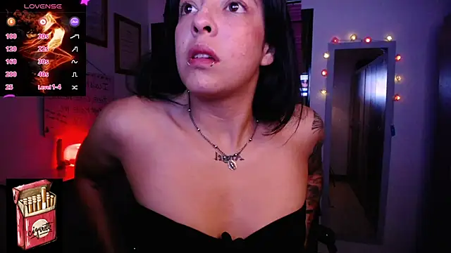 Snapshot of Misslana_wn1 chatting on 11/24/25, 02:00 Misslana wn1 online show from 11/24/25, 02:00