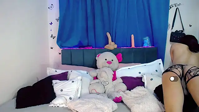 anna dolls  online show from 04/15/26, 05:14