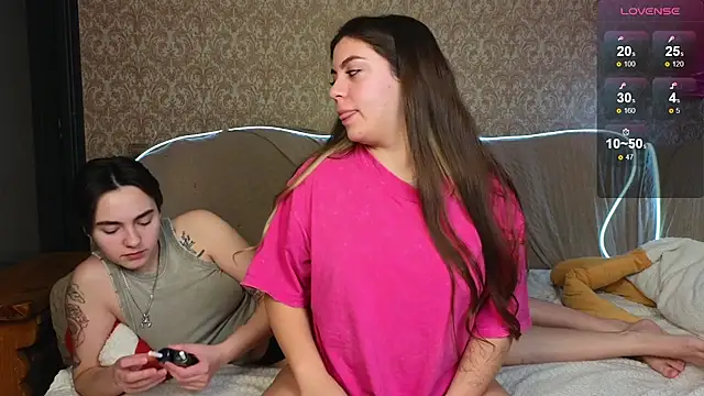 twobabesweet online show from 01/30/25, 06:46