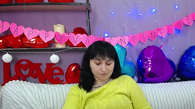 NinaFlawlees online show from 02/08/25, 05:08