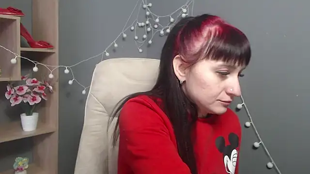 Snapshot of NinaFlawlees chatting on 02/11/26, 07:13 NinaFlawlees online show from 02/11/26, 07:13