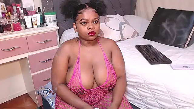 Snapshot of CanndyBrunett chatting on 12/22/25, 07:33 CanndyBrunett online show from 12/22/25, 07:33