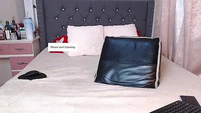 Snapshot of CanndyBrunett chatting on 02/14/26, 08:38 CanndyBrunett online show from 02/14/26, 08:38