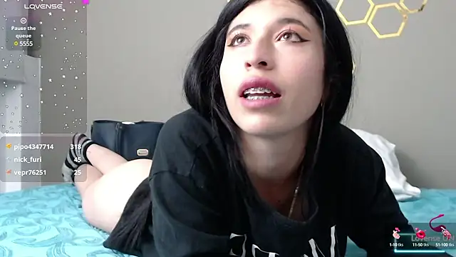 adriscute online show from 01/22/25, 10:37