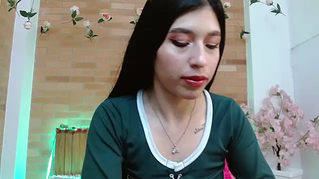 adriscute online show from 06/10/26, 02:45
