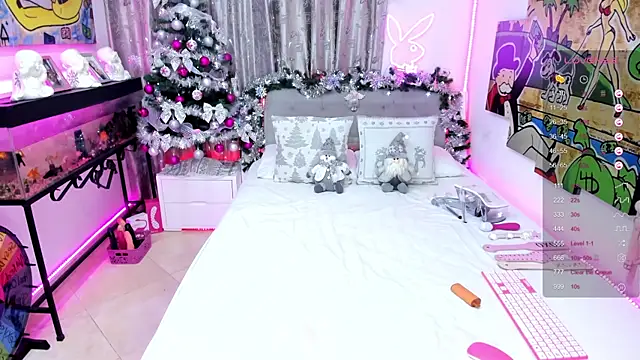 Snapshot of tattooBabyxxx chatting on 12/14/24, 07:25 tattooBabyxxx online show from 12/14/24, 07:25