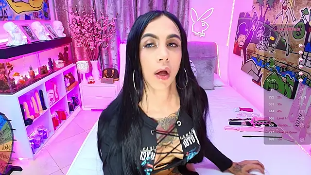 Snapshot of tattooBabyxxx chatting on 09/27/25, 12:26 tattooBabyxxx online show from 09/27/25, 12:26