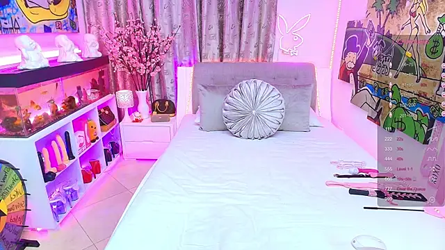 Snapshot of tattooBabyxxx chatting on 11/15/25, 08:27 tattooBabyxxx online show from 11/15/25, 08:27