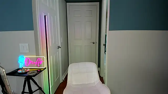 Snapshot of Vaydaa chatting on 03/30/26, 02:51 Vaydaa online show from 03/30/26, 02:51