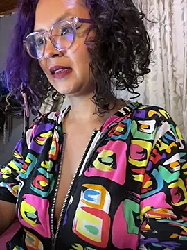 Hathorlove online show from 02/11/25, 11:33