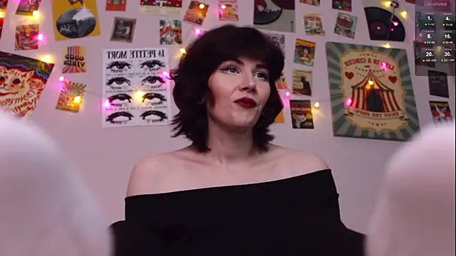 Luna Blake online show from 03/21/26, 01:05