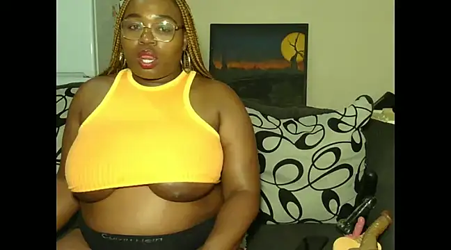 Snapshot of DollyPerryXX chatting on 12/19/24, 11:35 DollyPerryXX online show from 12/19/24, 11:35