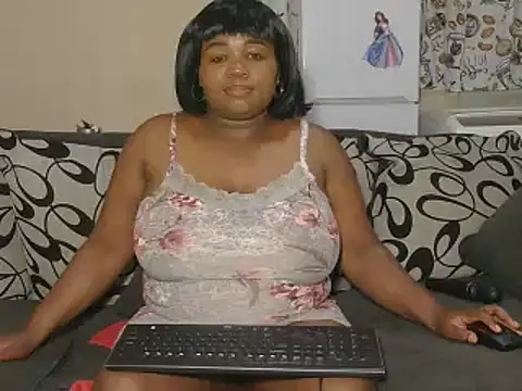 Snapshot of DollyPerryXX chatting on 12/29/24, 11:08 DollyPerryXX online show from 12/29/24, 11:08