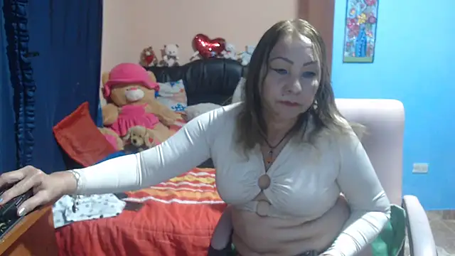 milfeddy  online show from 03/04/25, 12:07