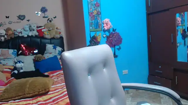 milfeddy  online show from 03/13/25, 09:16