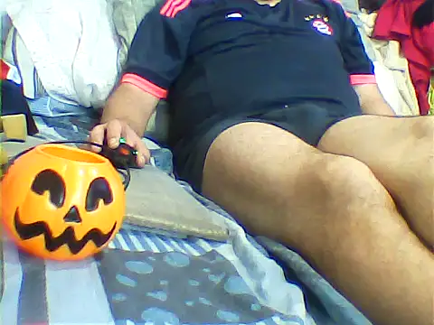 Snapshot of messi_syssy chatting on 10/27/25, 10:58 messi syssy online show from 10/27/25, 10:58